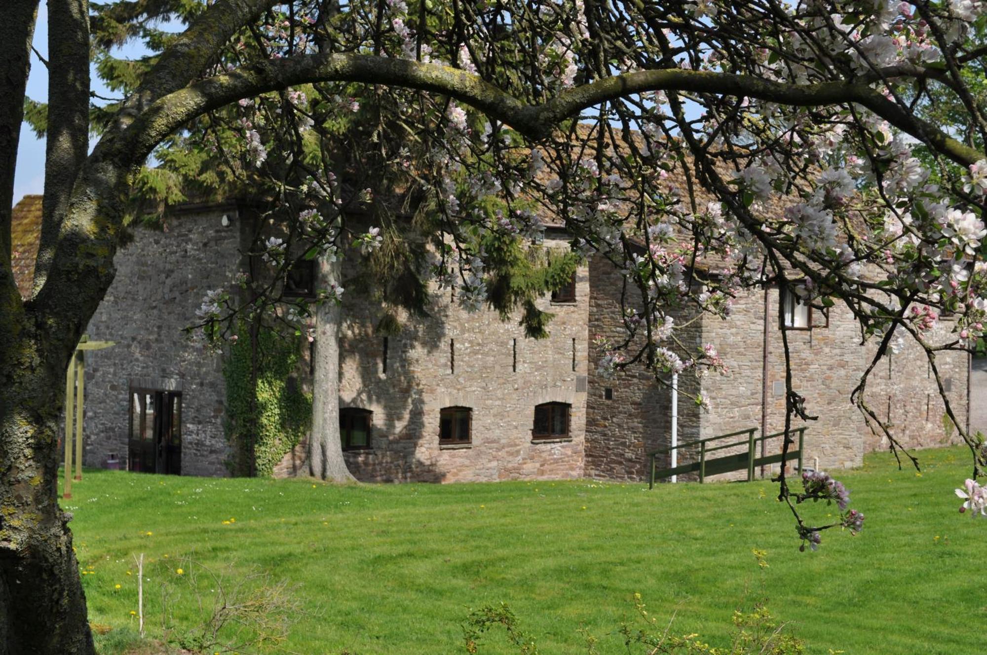 Black Mountain Lodge Glasbury Exterior photo